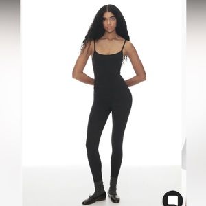 Aritzia Divinity romper size 8